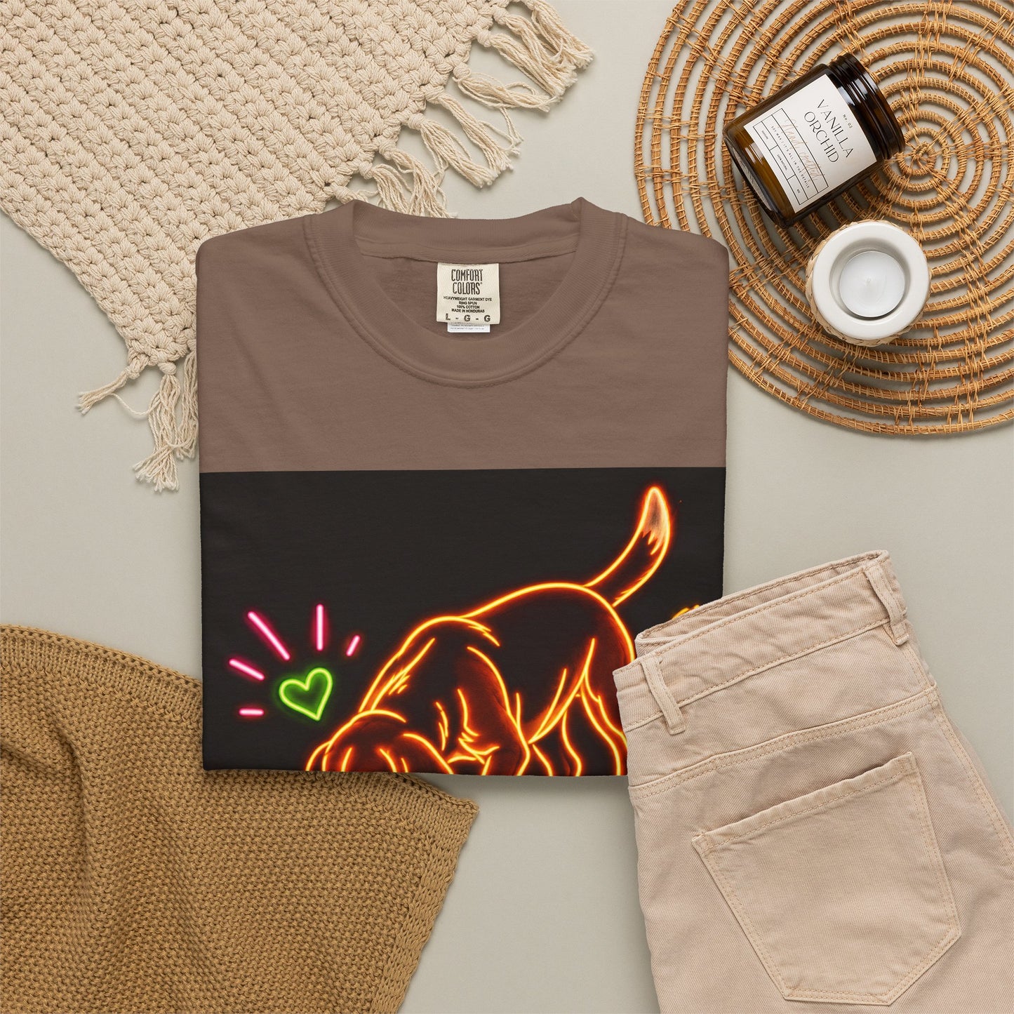 Beagle T-shirt - Neon Orange Sniff Happens