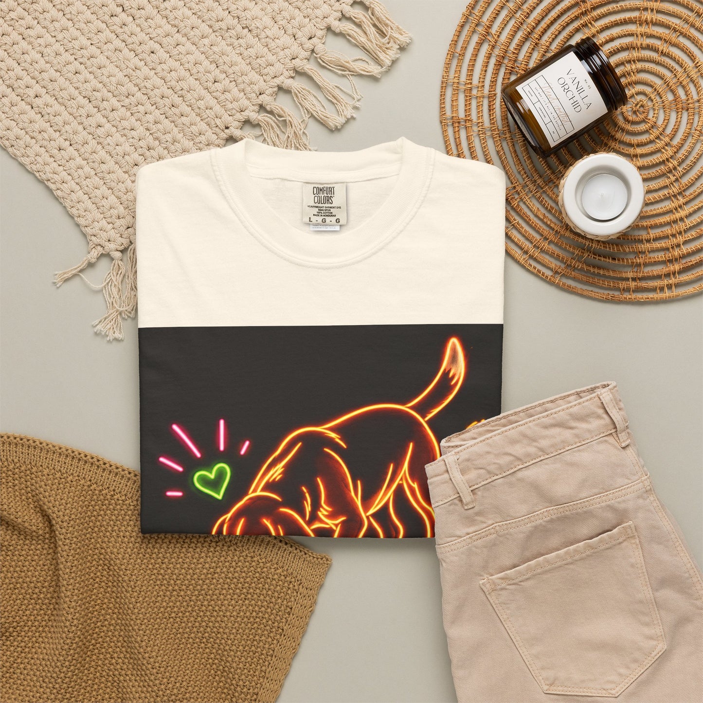 Beagle T-shirt - Neon Orange Sniff Happens