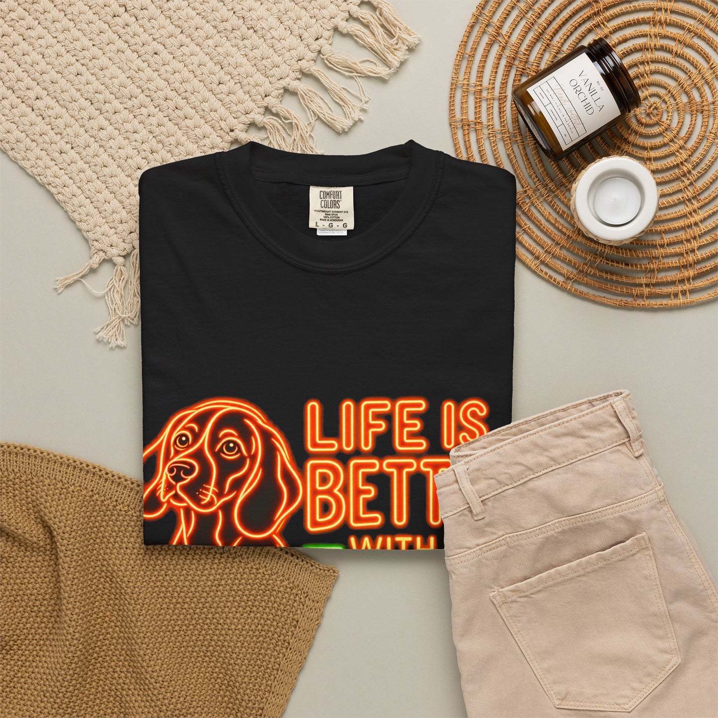 Beagle T-shirt - Neon Orange Life Is Better