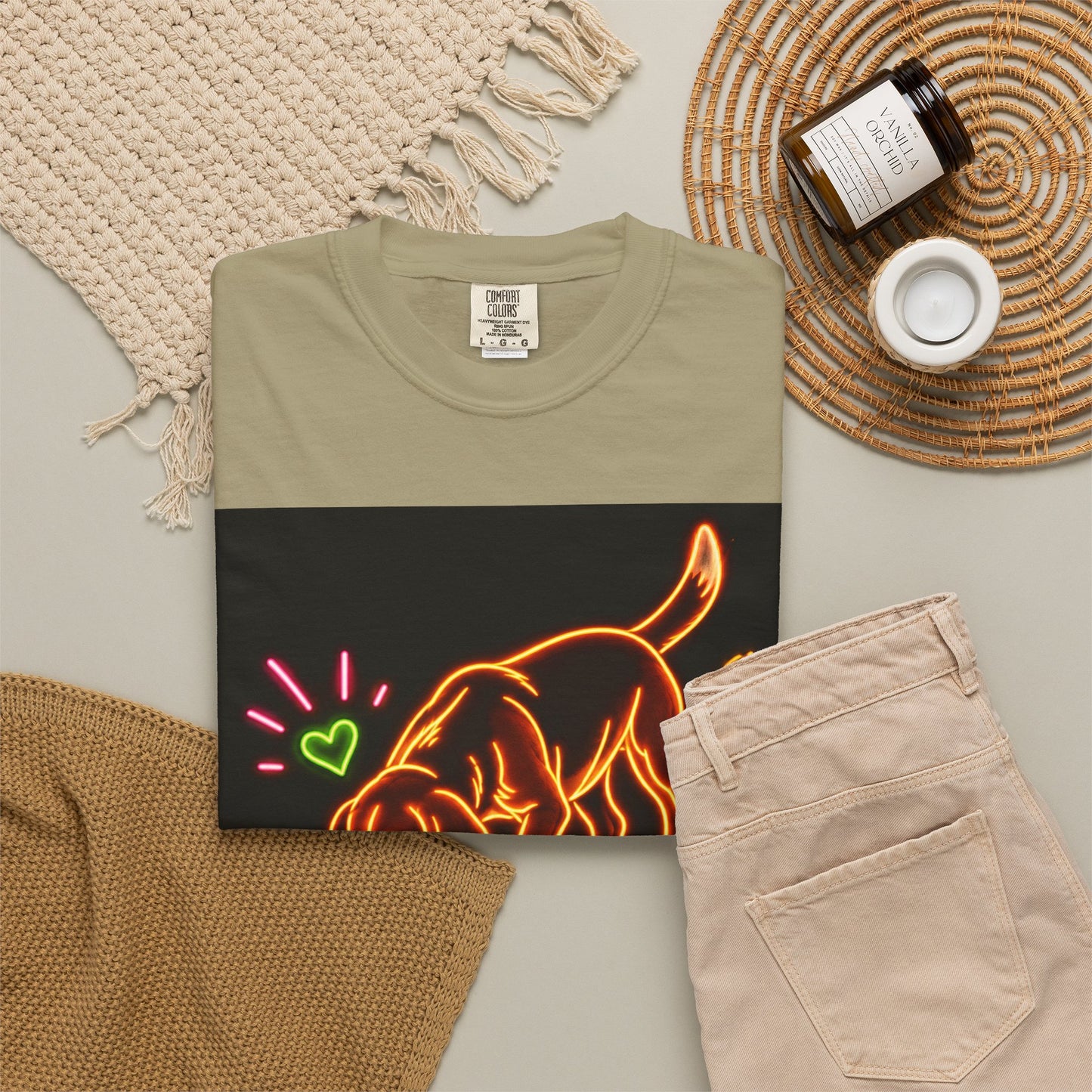 Beagle T-shirt - Neon Orange Sniff Happens