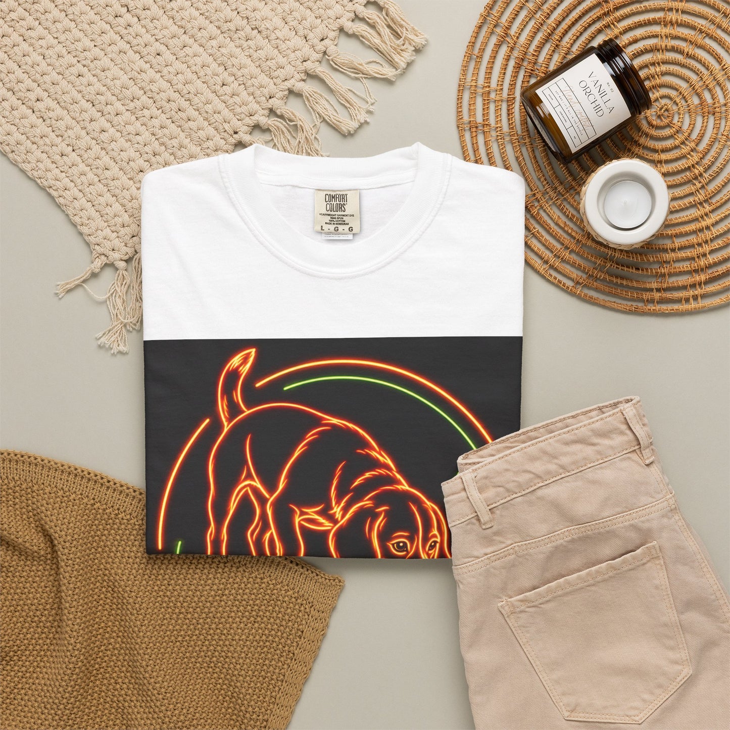 Beagle T-shirt - Neon Orange Easily Distracted