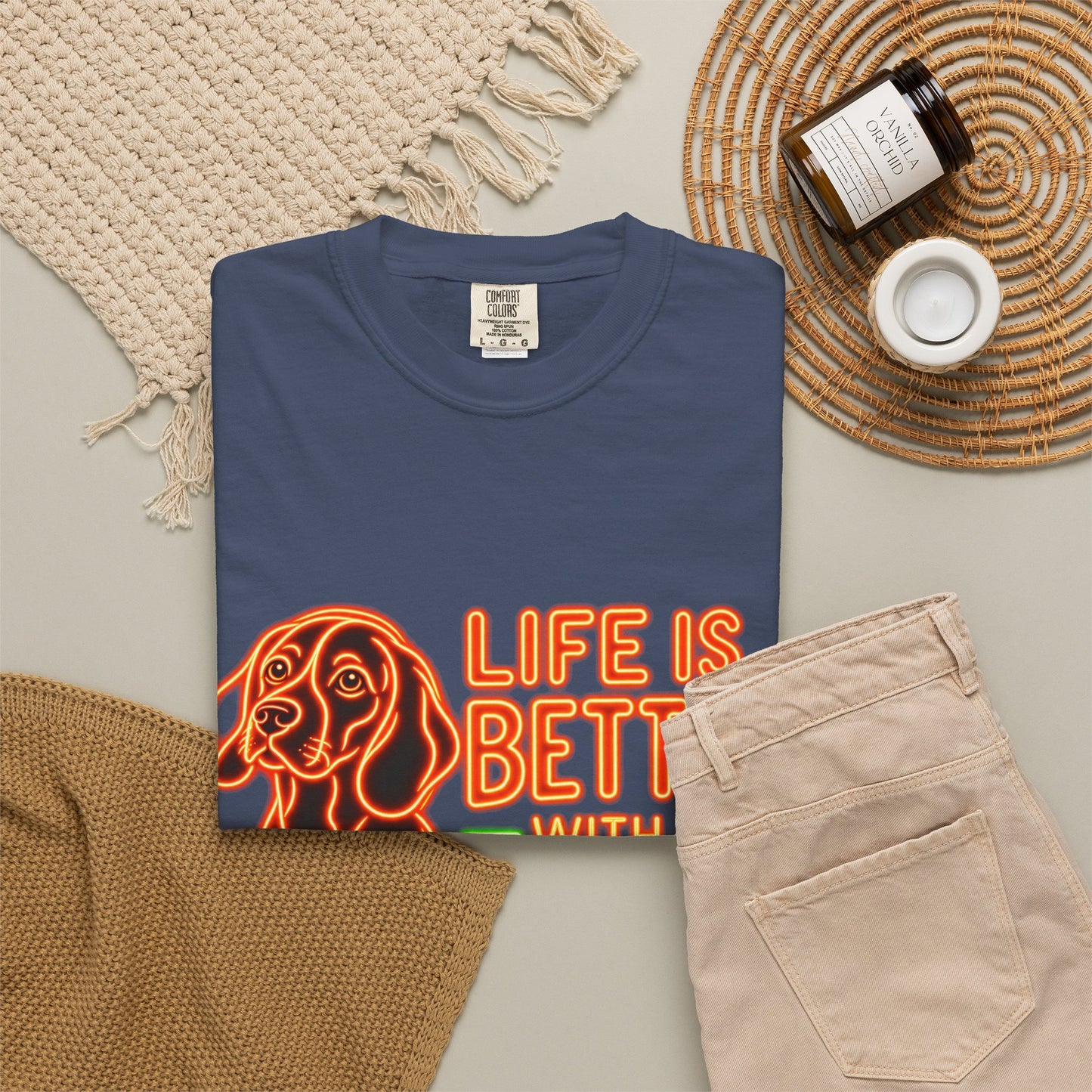 Beagle T-shirt - Neon Orange Life Is Better