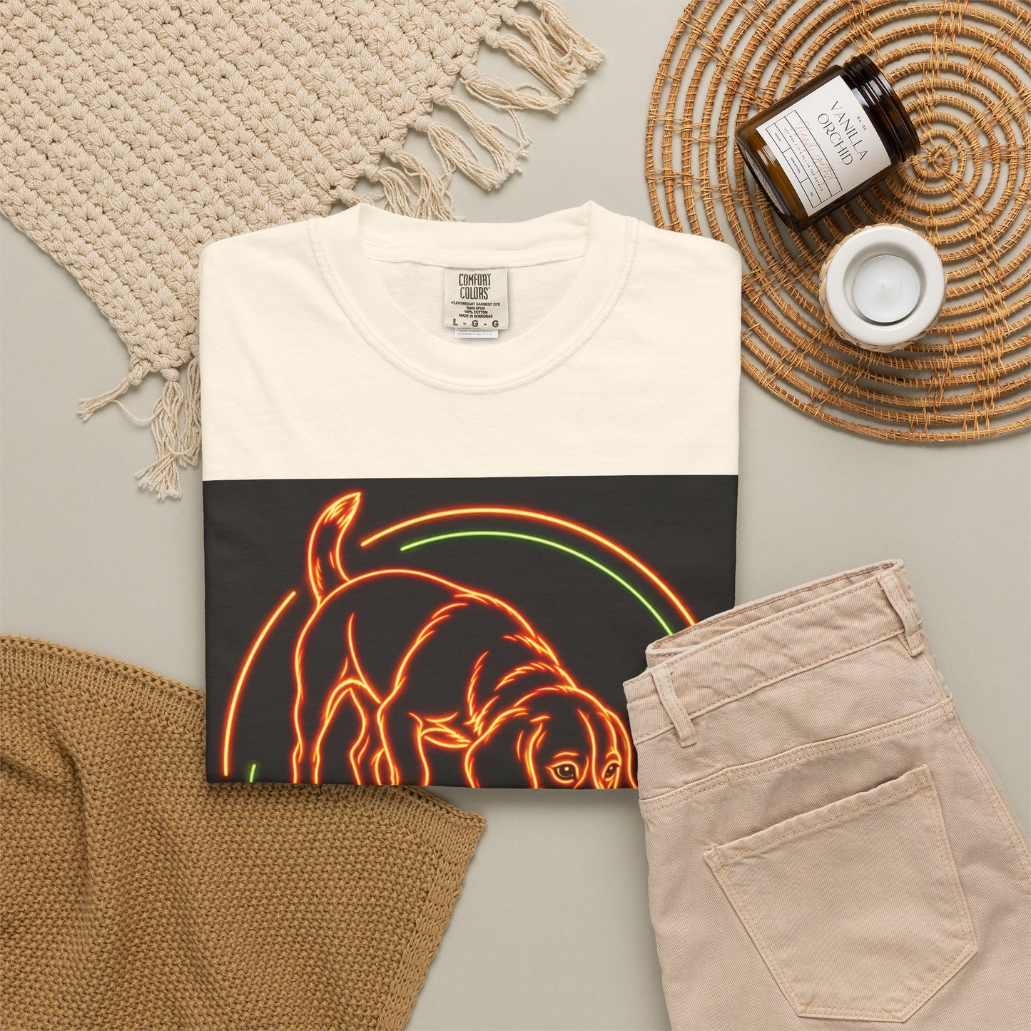 Beagle T-shirt - Neon Orange Easily Distracted