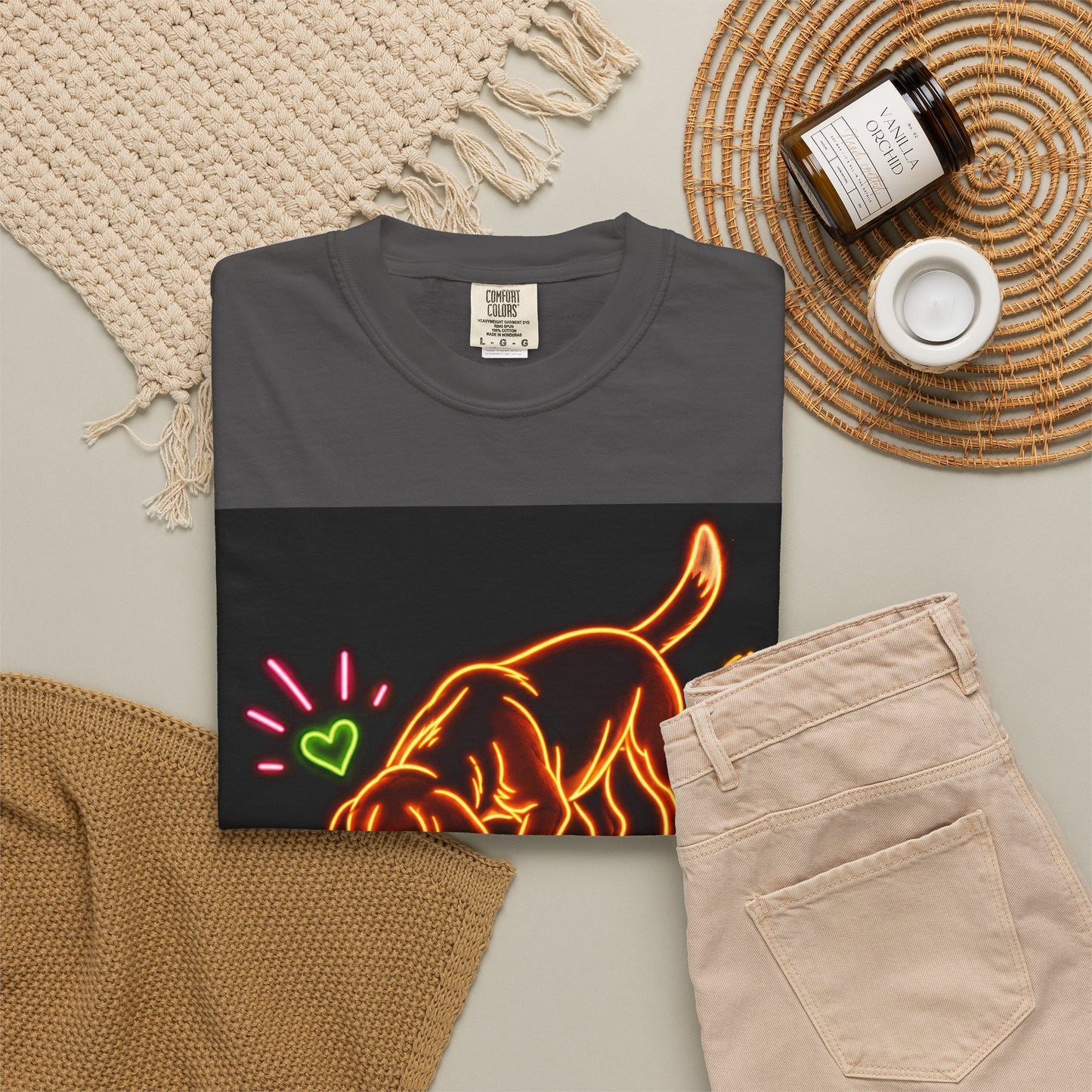 Beagle T-shirt - Neon Orange Sniff Happens